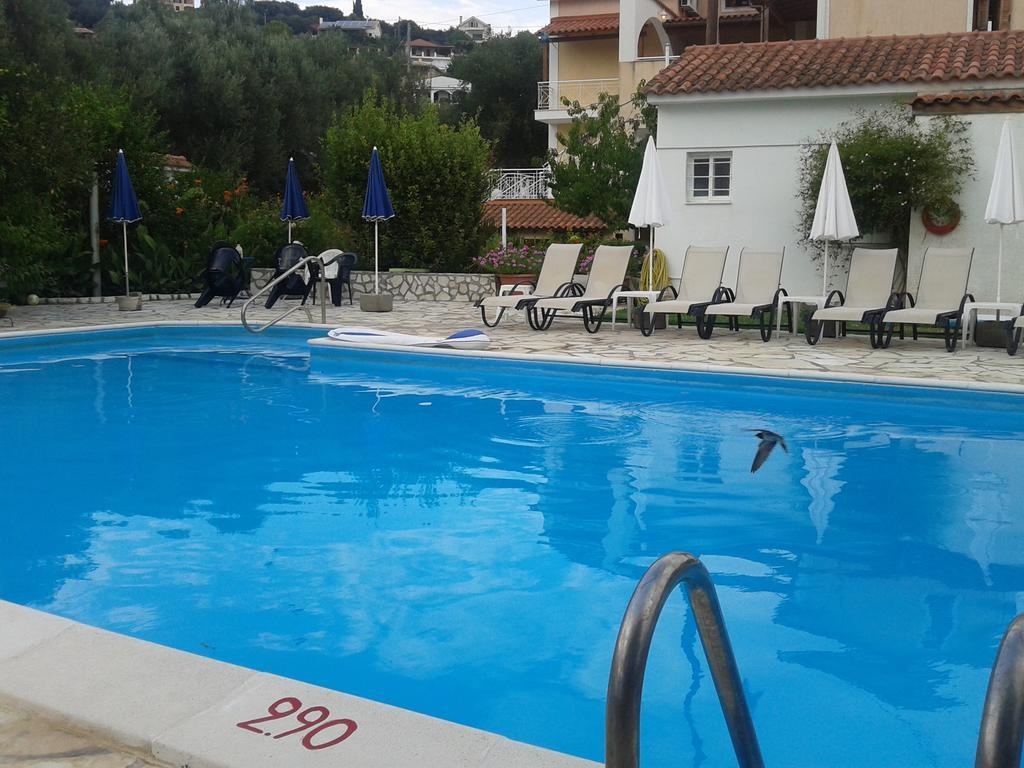 Marketos Apartments Svoronata Esterno foto