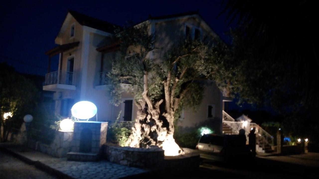 Marketos Apartments Svoronata Esterno foto